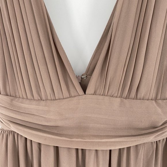 Lulus dress women’s medium M tan heavenly hues formal dance homecoming low v - Picture 4 of 9